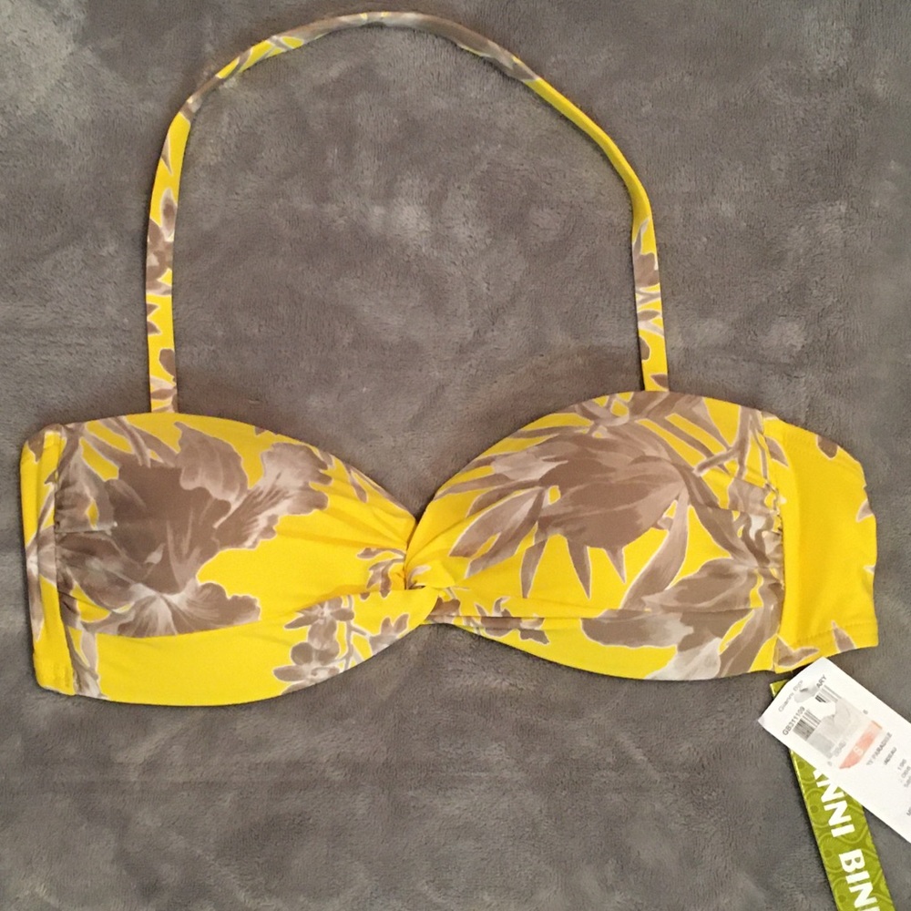NWT Strapless Bikini Top - Size Small